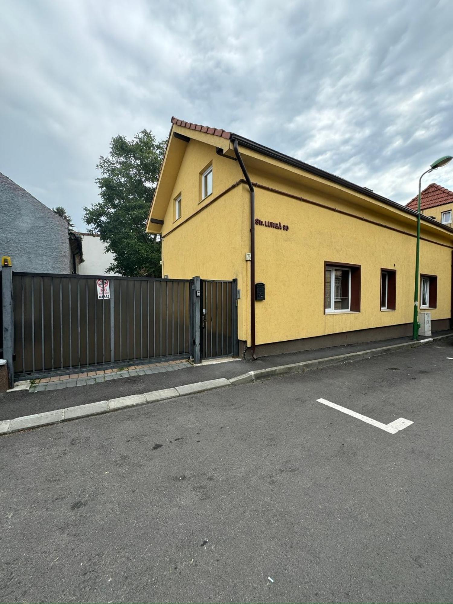 Apartamente De Inchiriat Lucky House Braşov Eksteriør billede