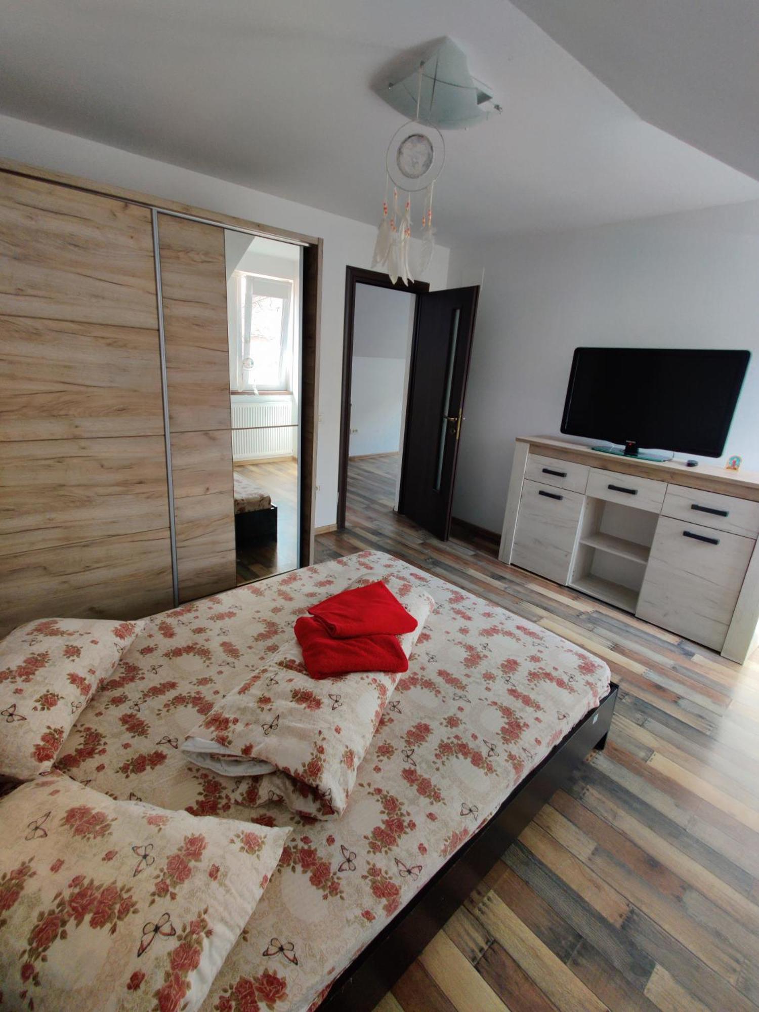 Apartamente De Inchiriat Lucky House Braşov Eksteriør billede